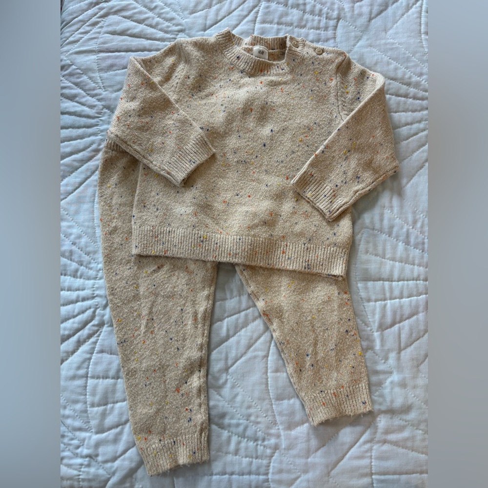 H&M Kids Sweater Set in Speckled Beige